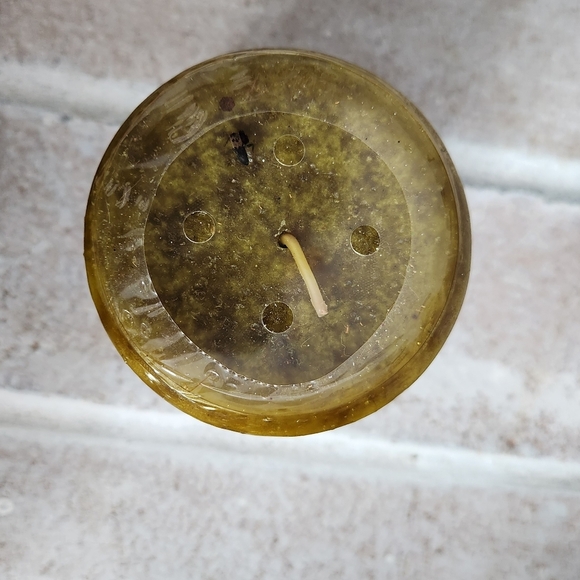 NEW Attitudes Nashi Pear Scented Candle - Picture 3 of 6